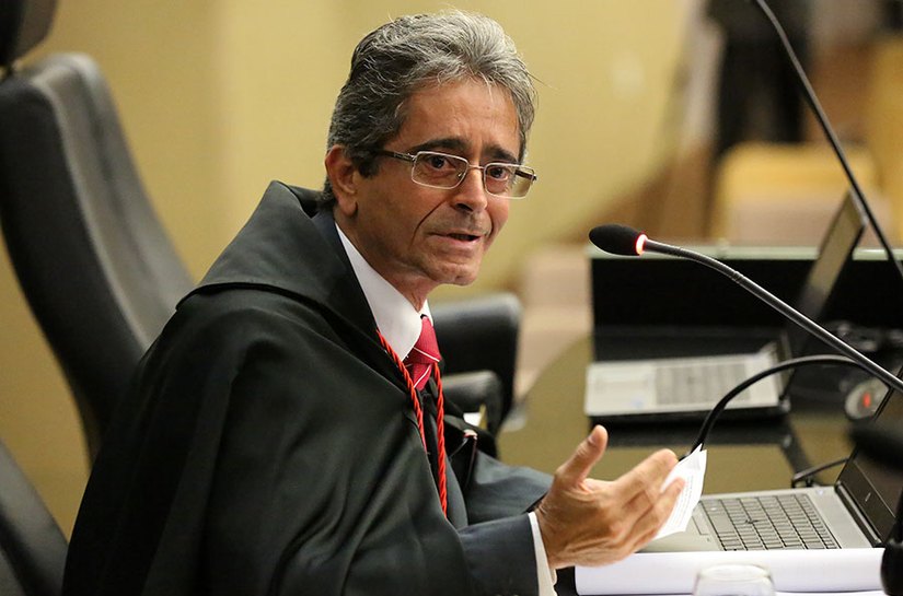 Judiciário mantém ação de improbidade contra atual prefeito de Feliz Deserto