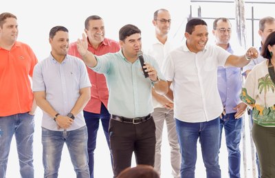 Prefeito Júlio Cezar inaugura Central de Marcações de Exames, em Palmeira