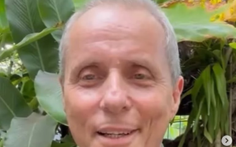 Tony Bellotto passa por cirurgia após diagnóstico de tumor: 'Procedimento bem-sucedido'