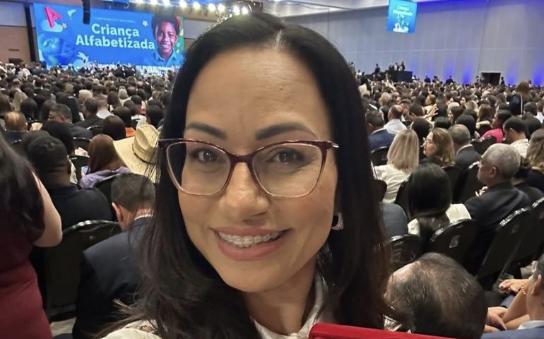 Compromisso com a alfabetização de crianças, garante a Major Izidoro selo ouro em nível nacional