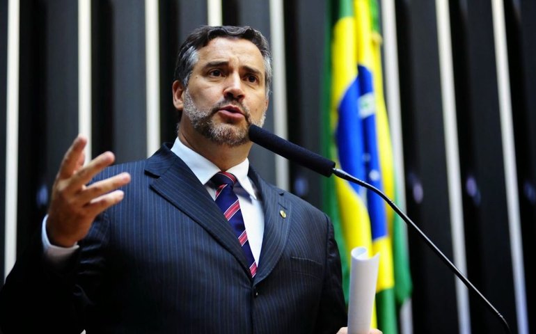 Deputado petista afirma que Luis Miranda gravou conversa com Bolsonaro