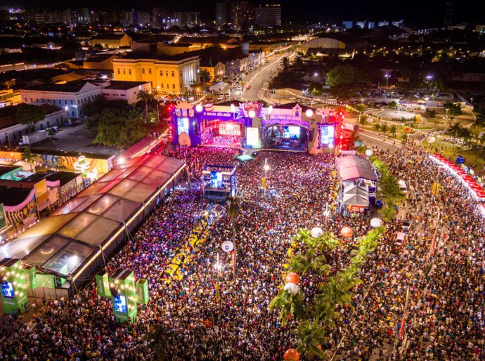 JHC e Rodrigo Cunha abrem São João e destacam fortalecimento do turismo e cultura em Maceió
