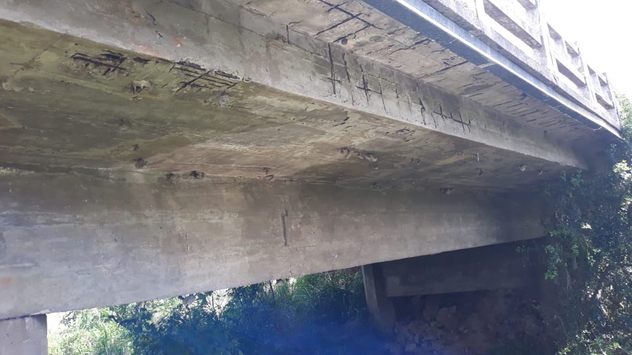 Estado de ponte em rodovia que liga Palmeira a Igaci assusta donos de veículos