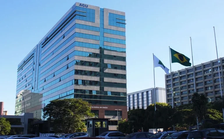 Impacto de ações contra União por fraude no INSS chega R$ 1 bi e seguirá crescendo, diz AGU