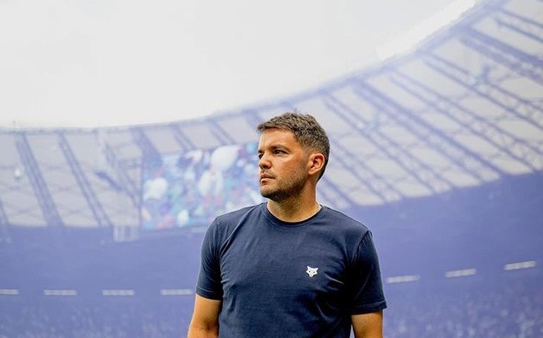 Larcamón admite 'ano difícil com Cruzeiro' e revela: 'Objetivo é ser campeão'