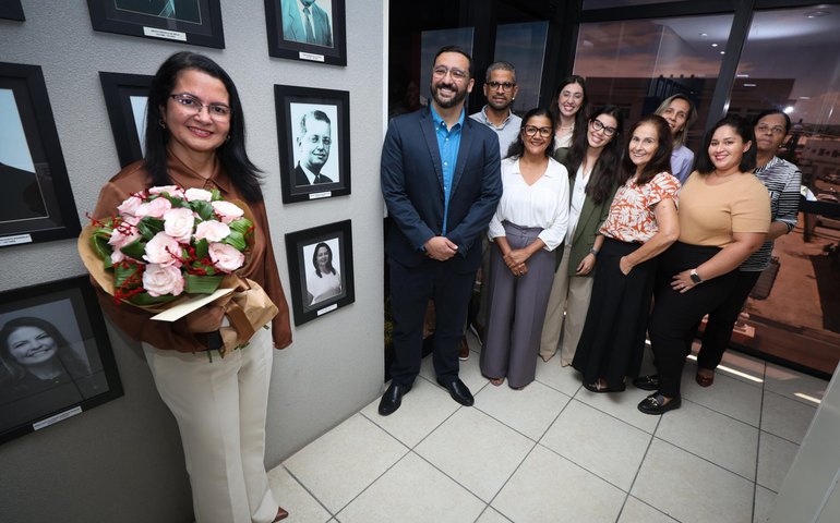 Secretária Roseane Vasconcelos recebe Medalha do Mérito Arthur Ramos