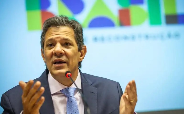 'Lei bem feita não tem plano B', afirma Haddad, sobre medidas para garantir arcabouço