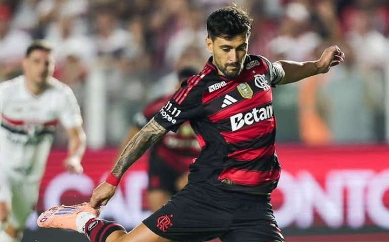 Arrascaeta chega a 100 gols e vive auge no Flamengo: relembre 5 lances marcantes