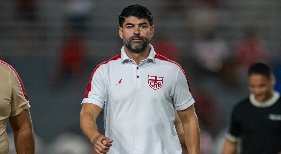 Ari Barros saiu do Galo / Foto: ASCOM CRB 