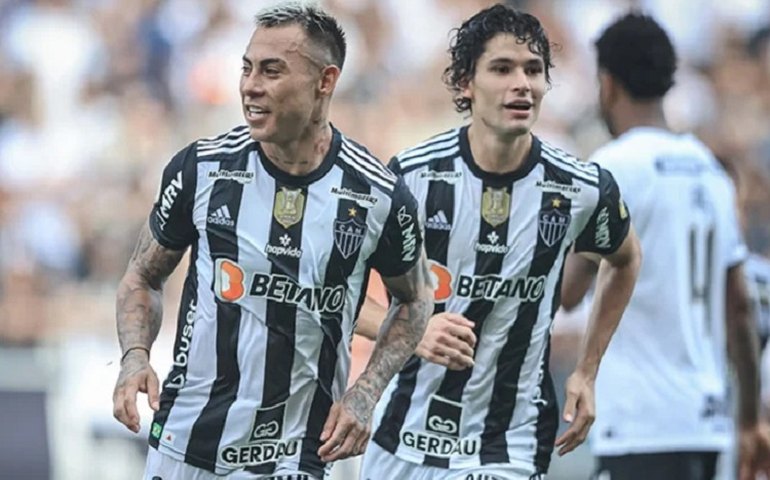 Corinthians se despede do Brasileirão com derrota; Atlético-MG vai à Libertadores