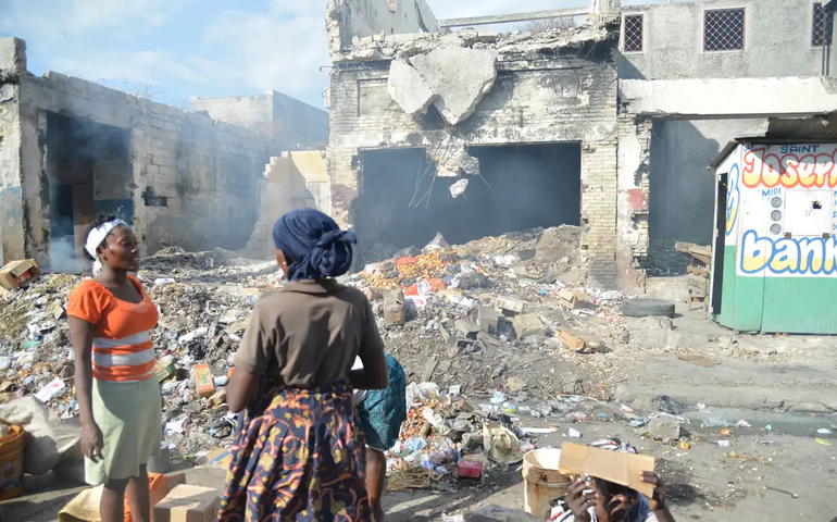 O Haiti em chamas e o mundo calado