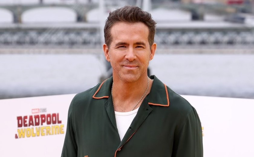 No Brasil para divulgar 'Deadpool & Wolverine', Ryan Reynolds não dispensa academia: 'Acompanhar os brasileiros não é fácil'