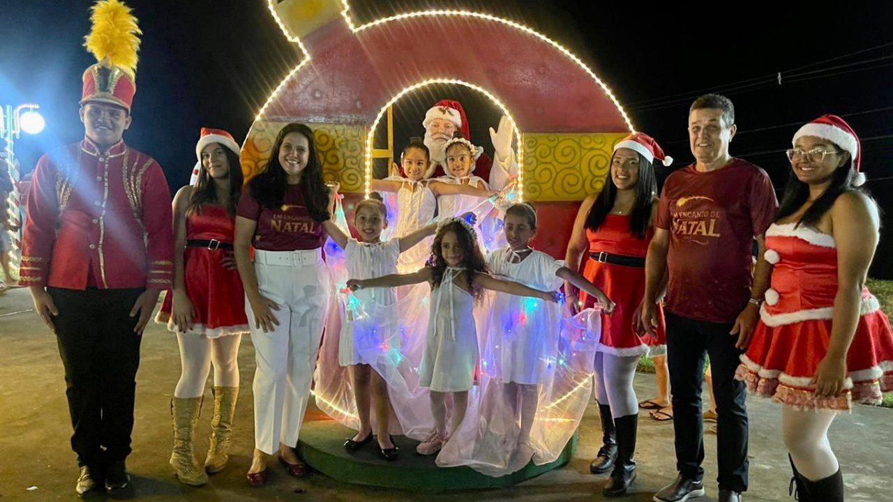 Com chegada do Papai Noel e diversas atrações, prefeitura de Branquinha promove abertura do Encanto de Natal