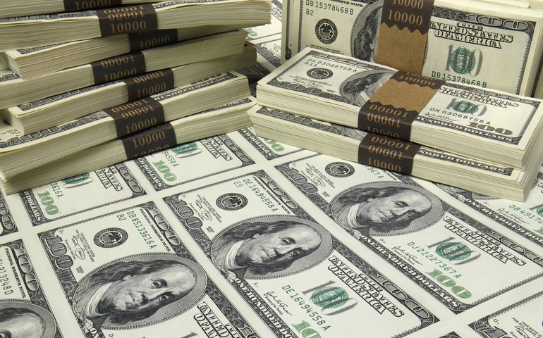Dólar sobe 1,44% em dia de aversão ao risco no exterior