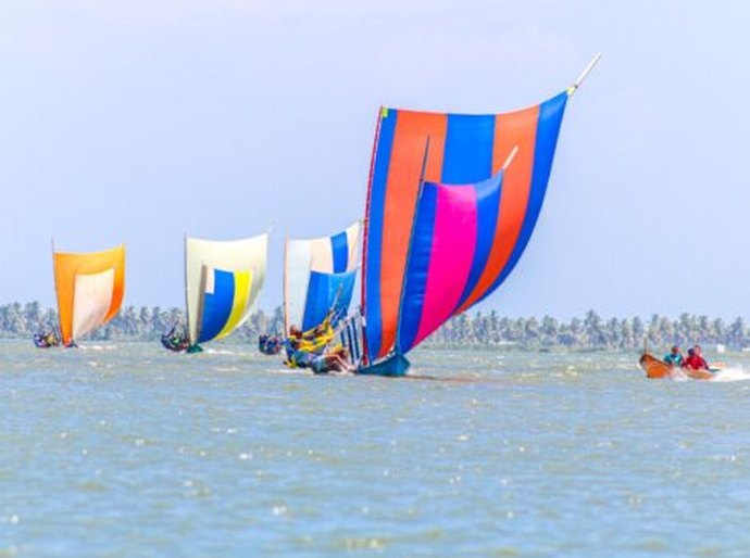Corrida de Barco abrilhanta ainda mais os festejos de Bom Jesus dos Navegantes de Piaçabuçu