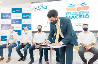 Alfabetiza Maceió: Profissionais aprovam formação continuada