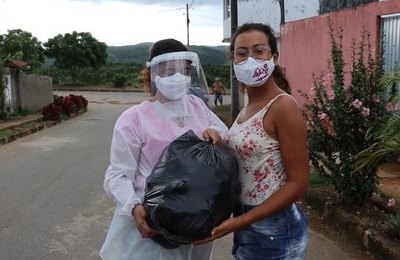 Prefeitura de Santana do Mundaú entrega cerca de 10 toneladas de alimentos
