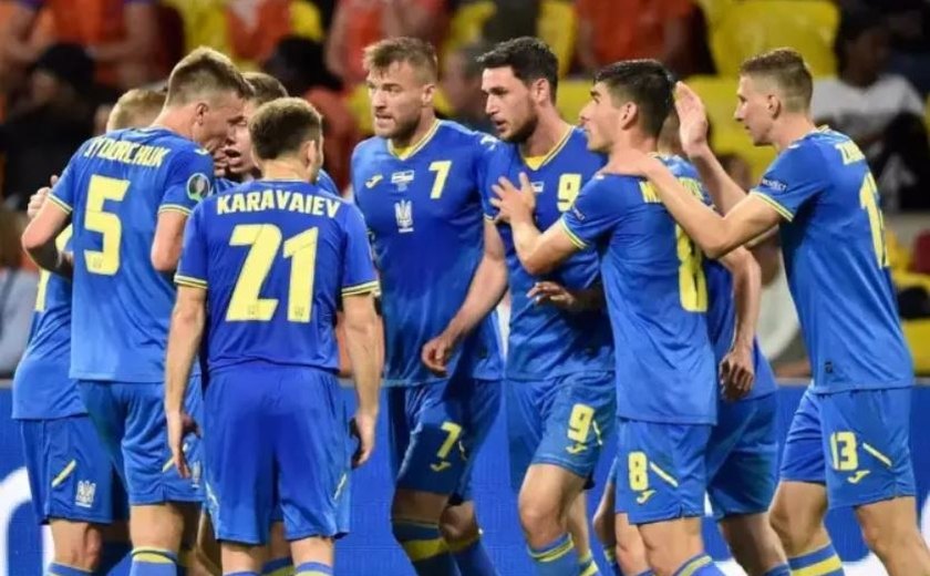 Sem campeão, Ucrânia antecipa fim do campeonato nacional devido