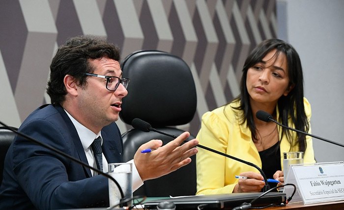 Fabio Wajngarten participou nesta terça-feira de audiência na CTFC conduzida pela senadora Eliziane Gama