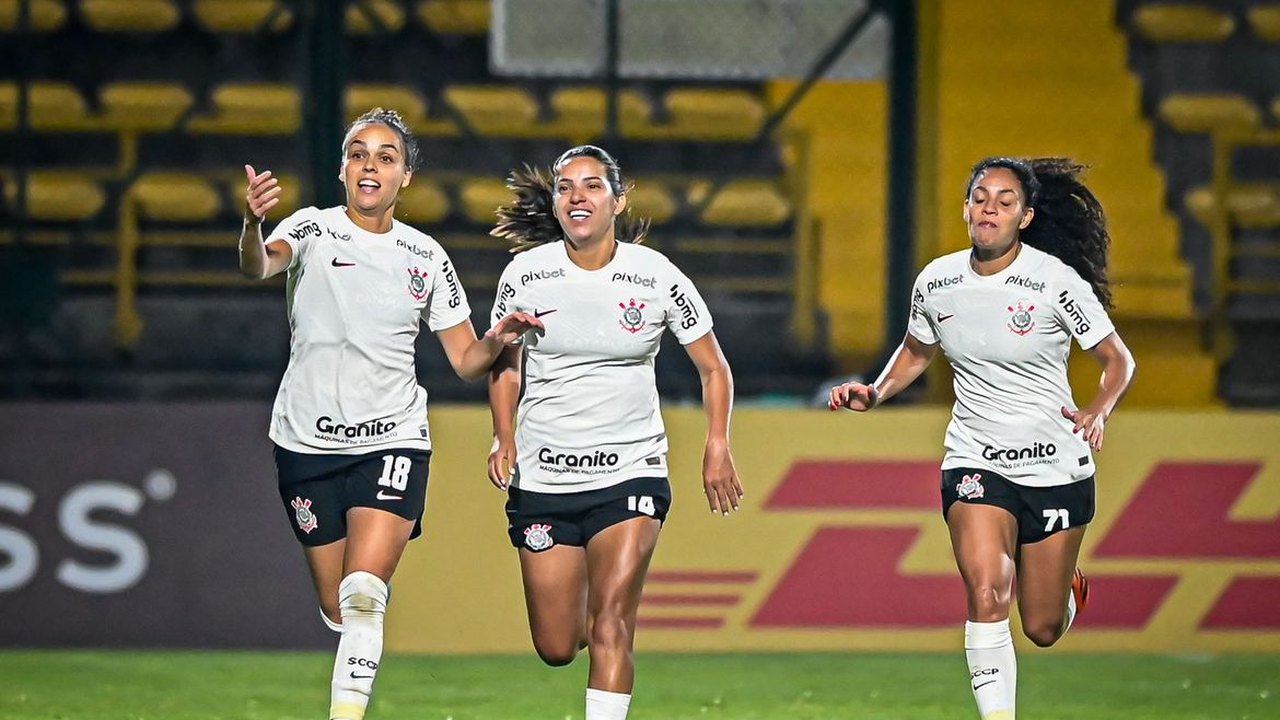 Millene leva Corinthians à vitória na Libertadores feminina