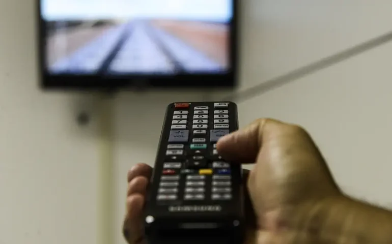 Oi recebe proposta vinculante por ativos da operação de TV por assinatura