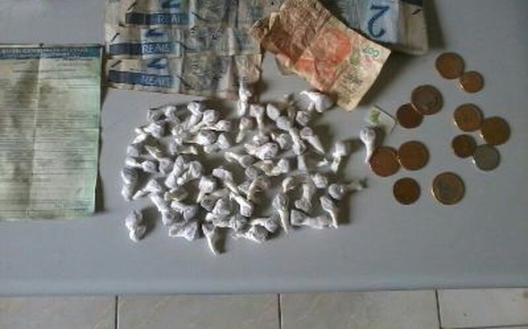 PM prende acusado de tráfico e apreende motocicletas roubadas em Viçosa