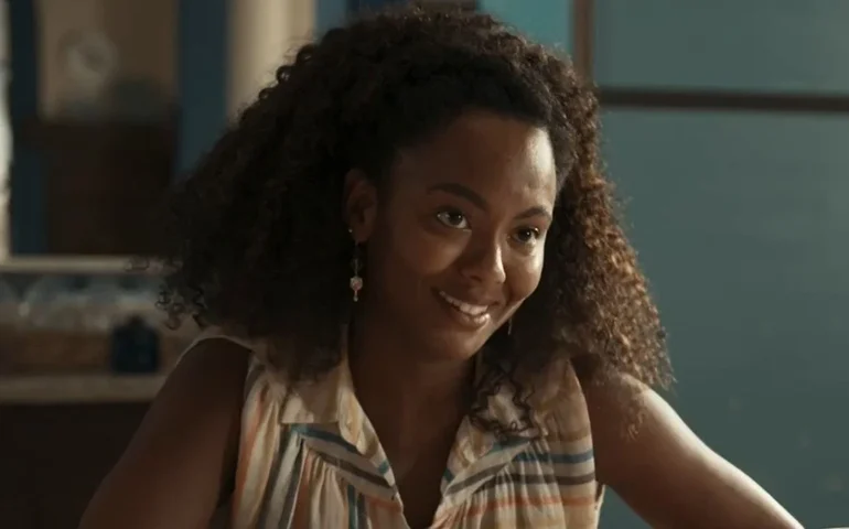 Professora Lu de ‘Renascer’, Eli Ferreira revela que, em seu nascimento, a mãe foi vítima de  violência obstétrica