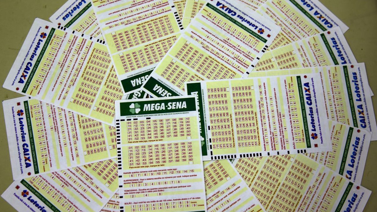 Mega-Sena acumula novamente e prêmio principal vai a R$ 42 milhões
