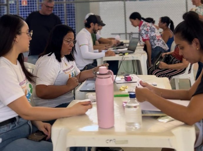 Desenvolve Arapiraca: Prefeitura leva atendimento humanitário do CadÚnico e CRAS aos moradores do Verdes Campos