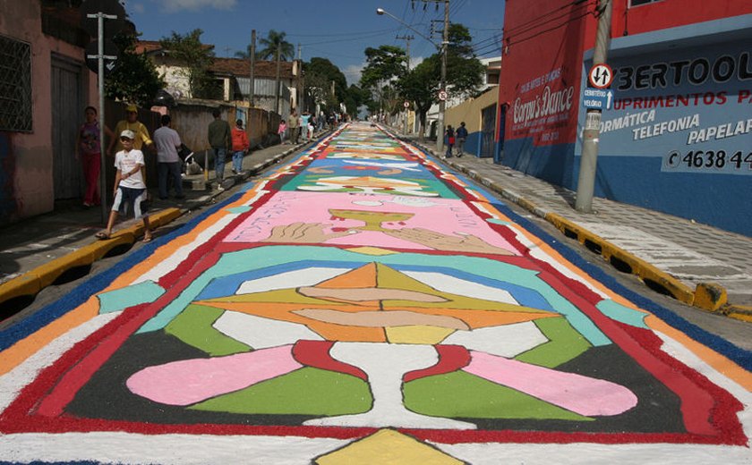 Feriado de Corpus Christi é comemorado com tradição em Campo Alegre