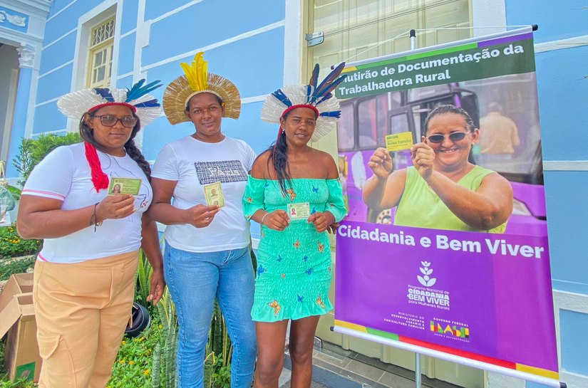 Mutirão de documentação leva cidadania para 560 agricultores familiares de Penedo