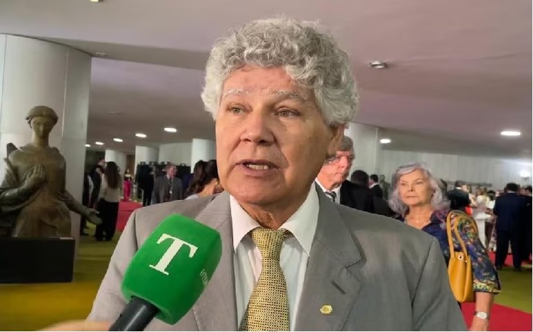 Votação expressiva em Lira é péssimo para governo, afirma Chico Alencar