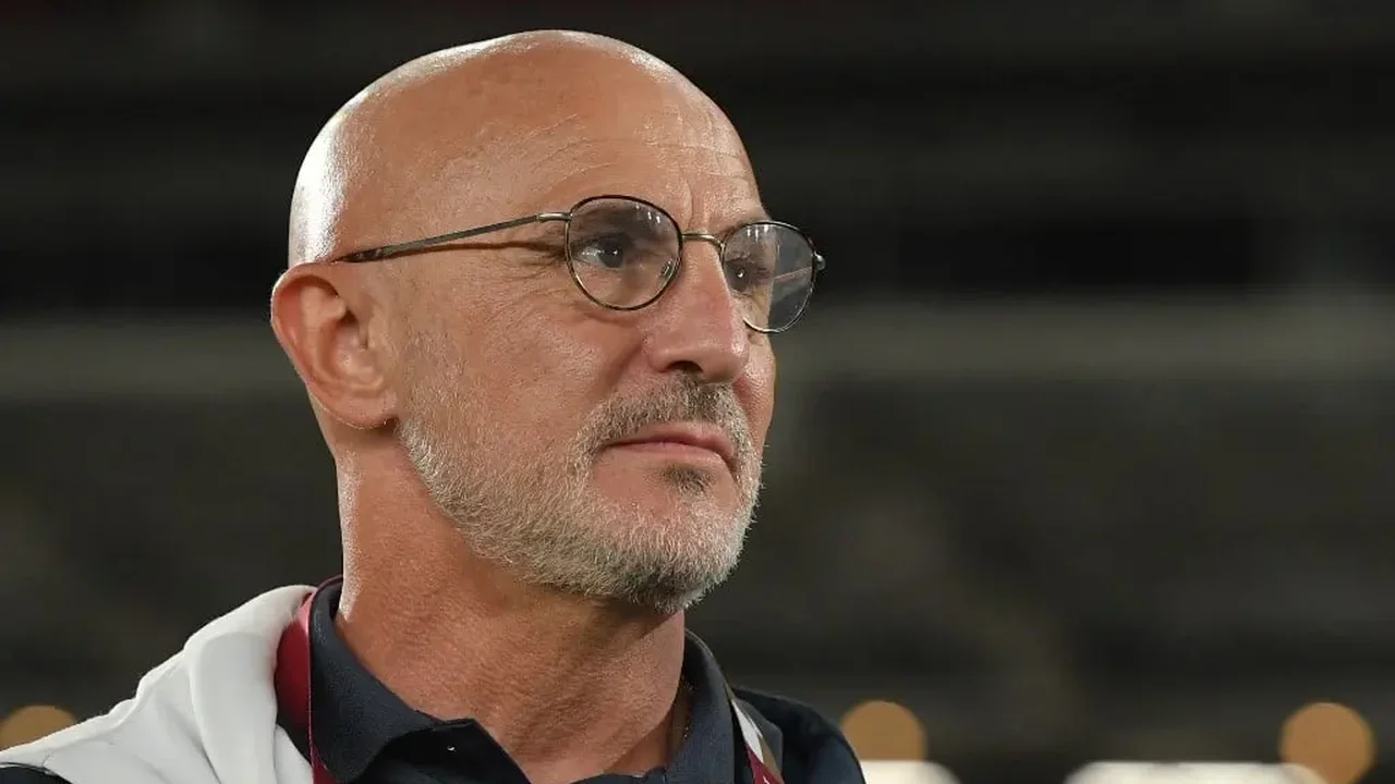 'Máximo respeito' pela renúncia de Rubiales, diz técnico da seleção espanhola