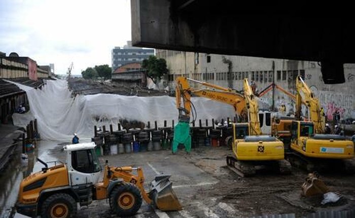 Obras públicas paralisadas: país conta com mais de 11 mil sem andamento