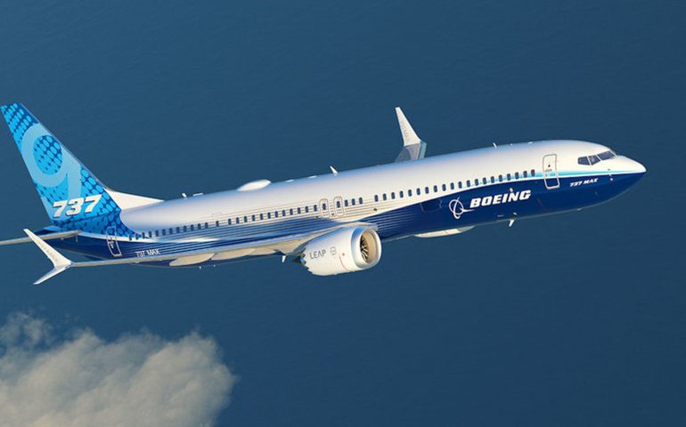 Homem sobrevive a queda de Boeing na Índia