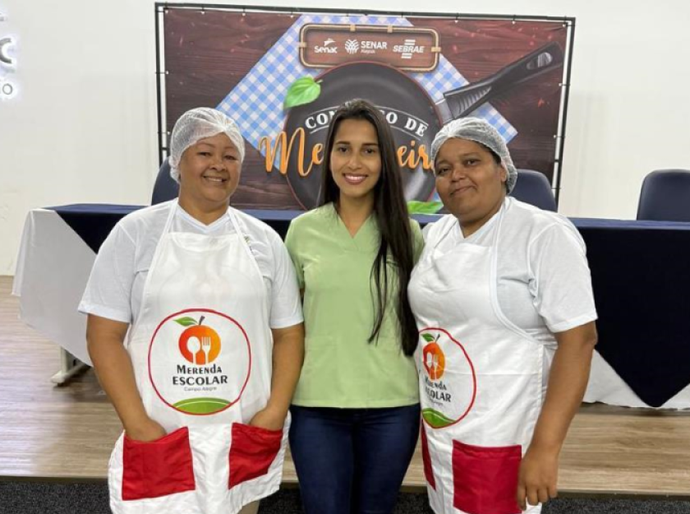 Merendeiras de Campo Alegre participam da etapa regional do Concurso de Merendeiras 2025