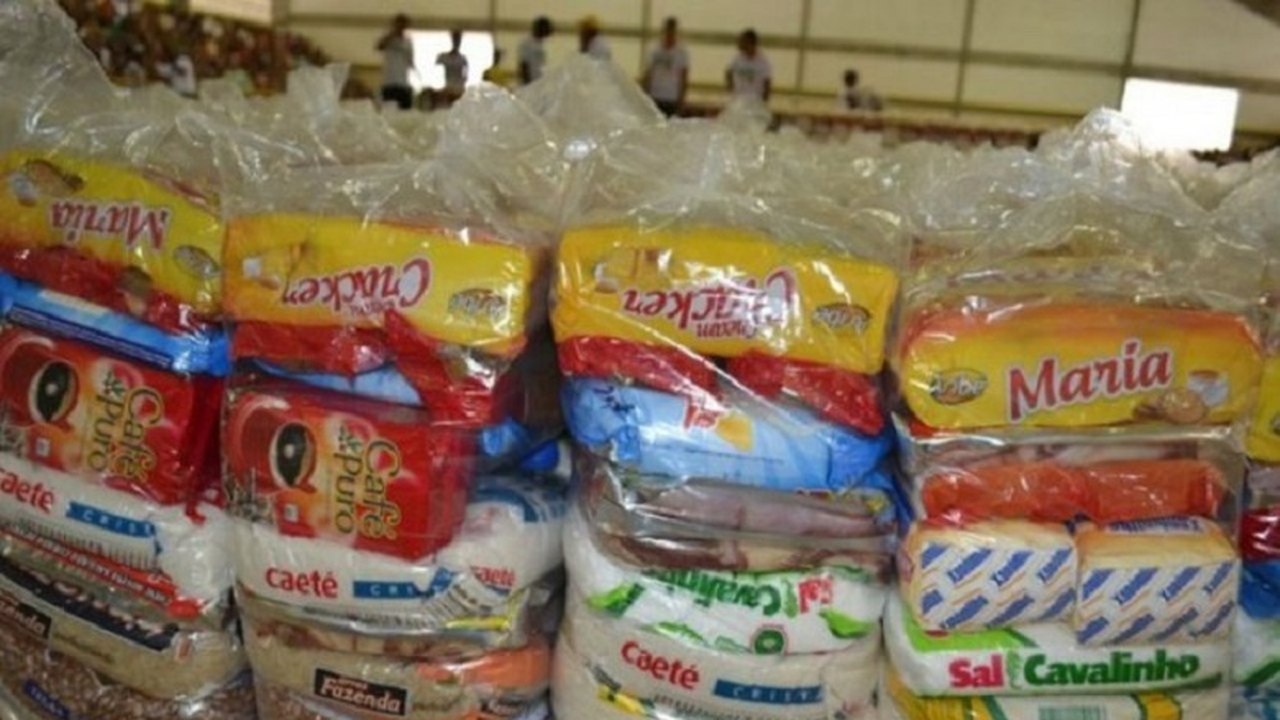Entrega de 200 mil cestas básicas acontece até o início da próxima semana