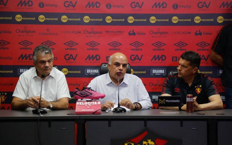 Com foco no G-4, Claudinei assume o Sport e cutuca Lisca ‘Não sou personagem’