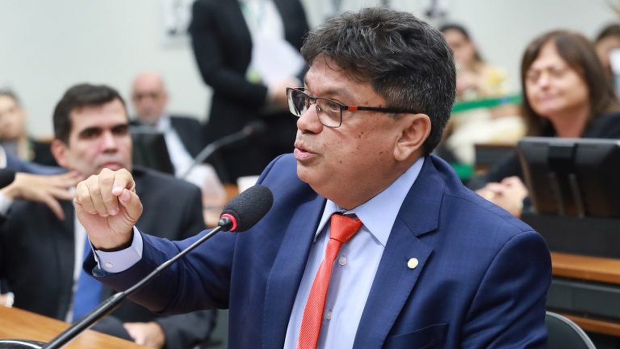 Comissão debate inclusão de pessoas com deficiência no mercado de trabalho