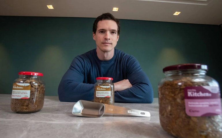 Zee.Dog vai além dos acessórios e aposta em ração superpremium