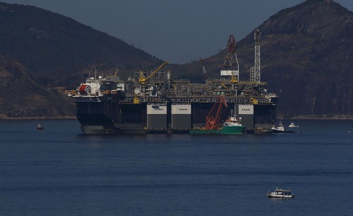 Produção de petróleo cai no Brasil; projeção é de crescimento