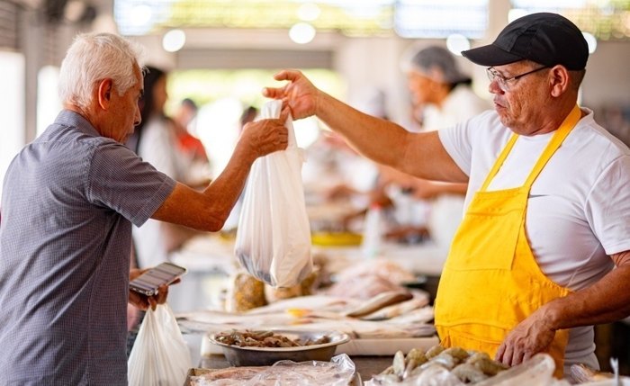Programação especial contribui para a organização do comércio popular