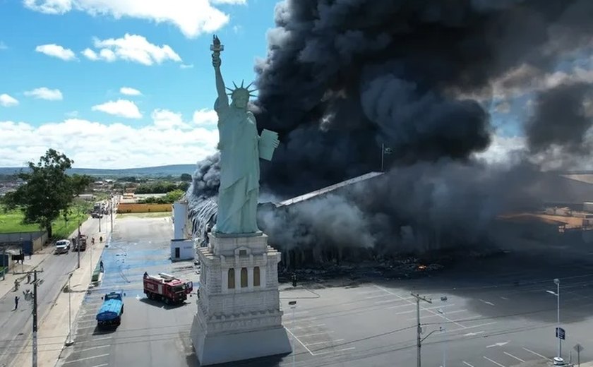Loja Havan é destruída por grande incêndio na Bahia