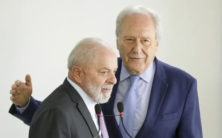 Lula assina projeto de lei antifacção e envia proposta ao Congresso