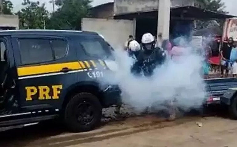 Governo federal dispensa o número 2 da PRF após caso da ‘câmara de gás’ em SE