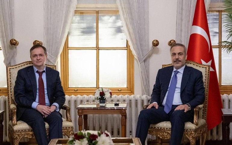 Delegação ucraniana não chega a Istambul para negociações de paz com a Rússia como previsto