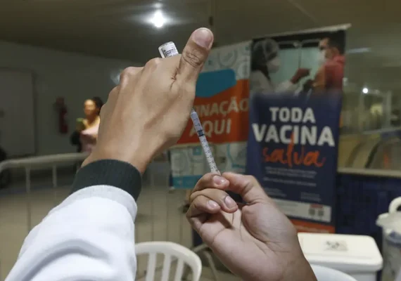 Anvisa atualiza composição de vacinas contra gripe para 2025