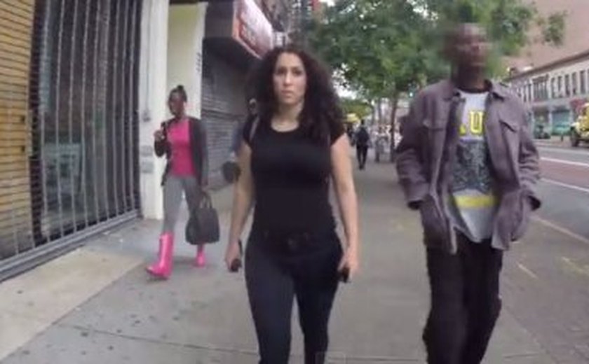 Mulher é assediada uma vez a cada seis minutos durante caminhada em Nova York