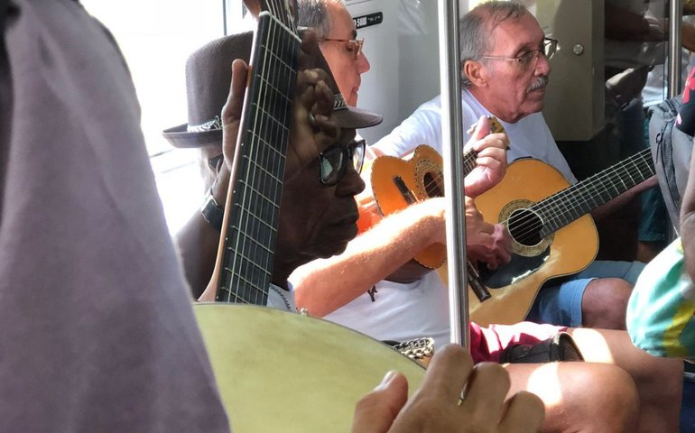 No Dia do Choro, Trem da Alegria homenageia músicos de todo país