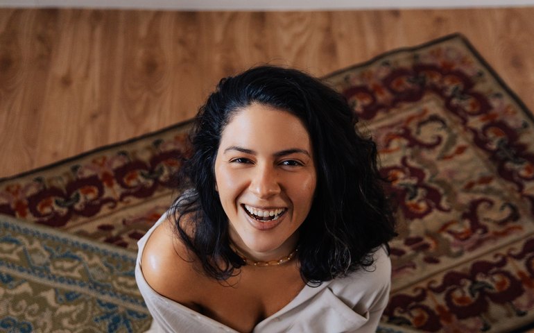 A música e a arte de Larine